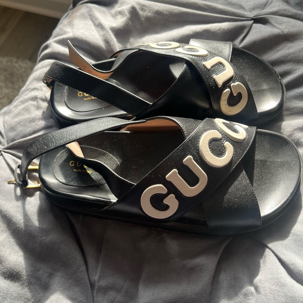 black gucci sandals
